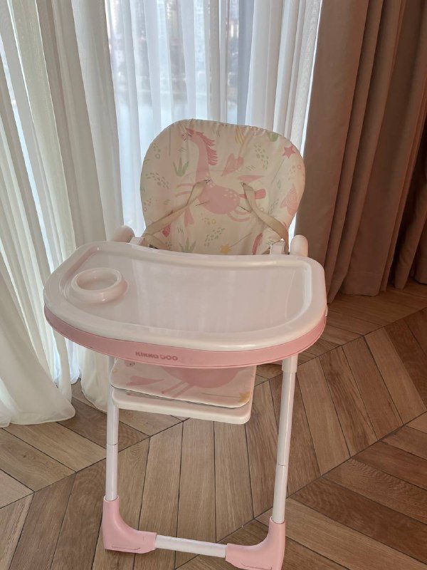 Детский стульчик для кормления