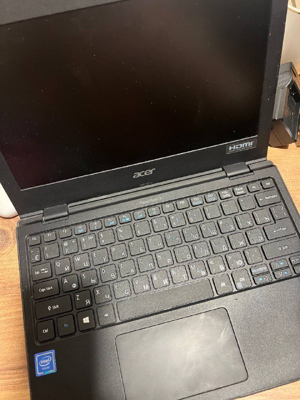 фотоаппарат zenit, ноутбук Acer, рюкзак 5
