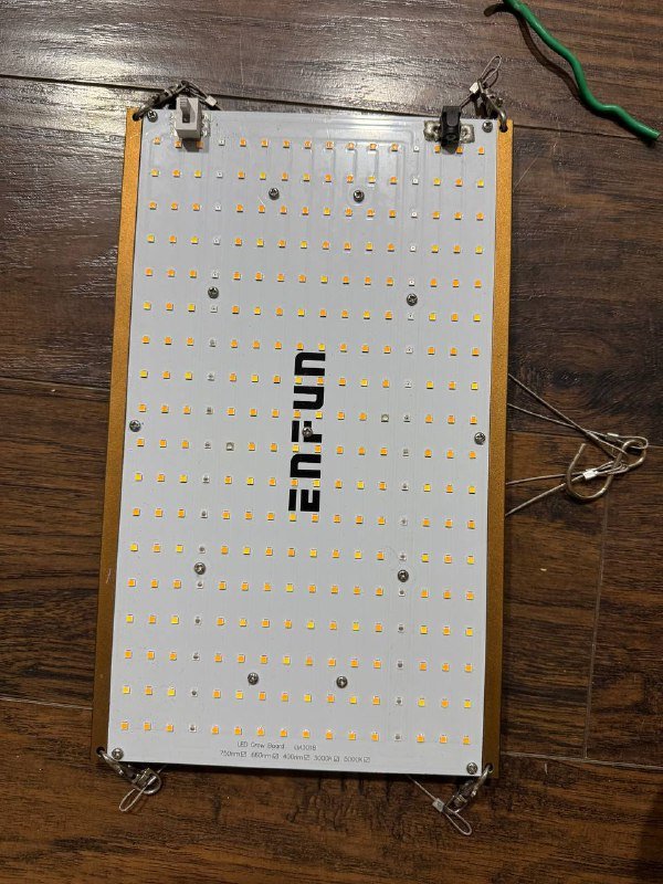 Маленькая б/у лампа