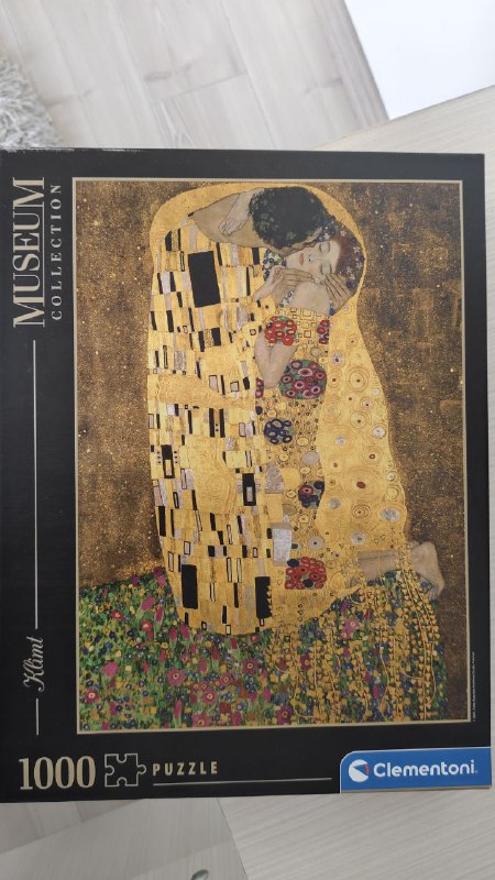 Светильники, рейлс, письменный стол, пазлы, деревянные палеты, поролон 4