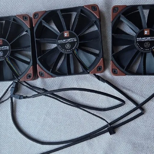 Вентиляторы Noctua 120 мм и 140 мм