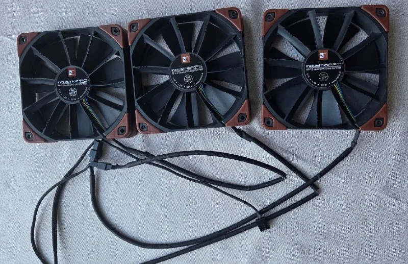 Вентиляторы Noctua 120 мм и 140 мм 1