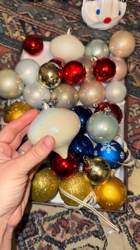 Новогодние игрушки шарики, ободочки, резиновые игрушки 2