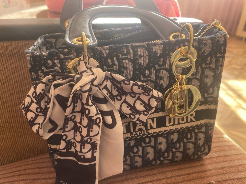 Сумочка cristian dior качественная реплика