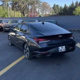 Hyundai Elantra 2023 SEL 2