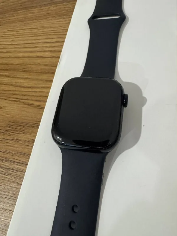 Apple Watch 11 42mm 1