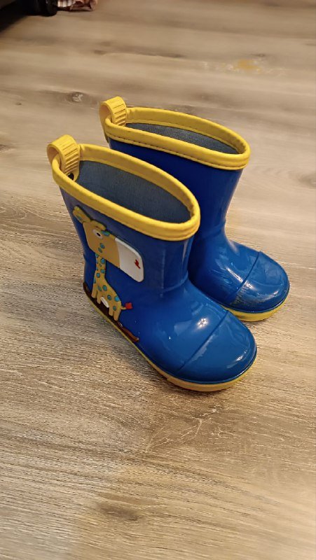 Резиновые сапоги детские размер 28