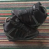 Adidas Neo x Selena Gomez сникерсы 2