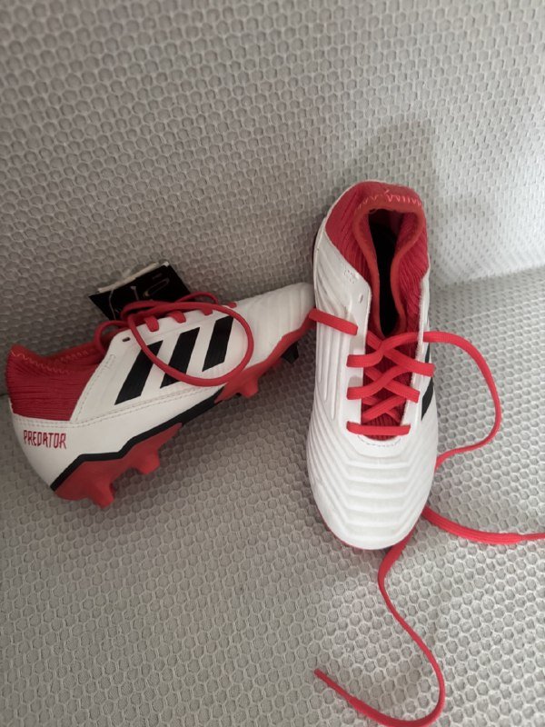 Футбольные бутсы Adidas размер 30