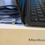 MacBook Air M3 16/512 4