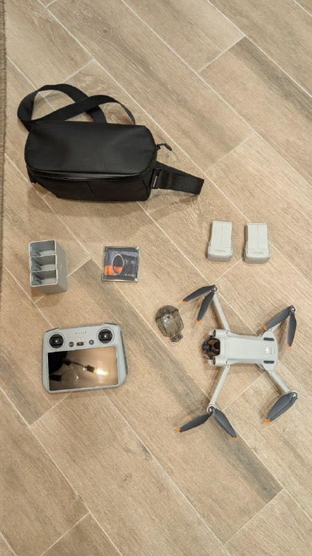 Дрон DJI Mini 3 Pro с пультом и аксессуарами