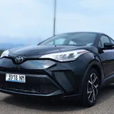 Toyota C-HR XLE 2