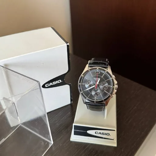 Часы Casio
