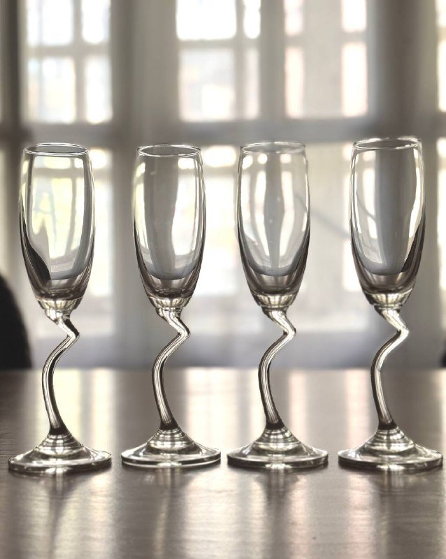 Бокалы 4шт с кривой ножкой, 2шт 2