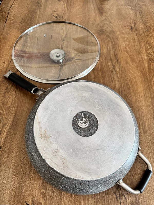 Большая антипригарная сковорода с крышкой TVS Grand Gourmet 32 см 3