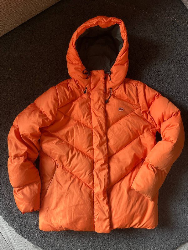 Пуховик женский Lacoste Live р-р M