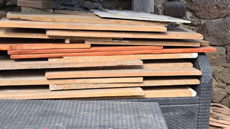 Полки настенные, ширмы 2