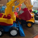Игрушки, машинки, трассы, строительная техника 8