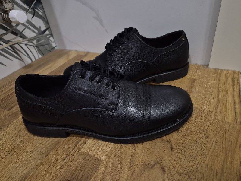 Кожаные куртки и туфли мужские 6