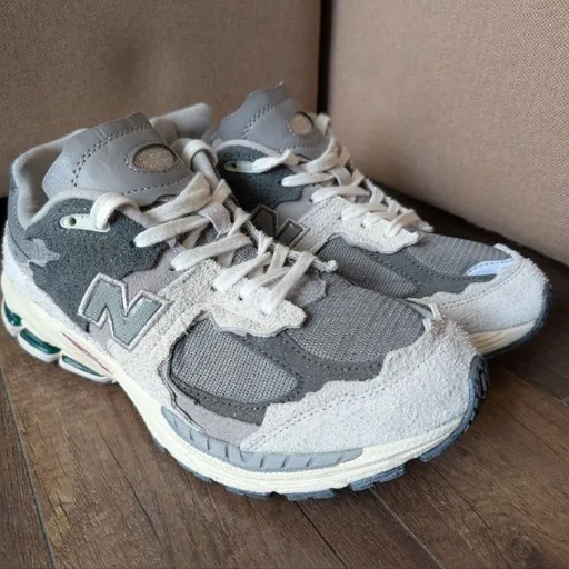 Кроссовки New Balance 2002 Protection Pack