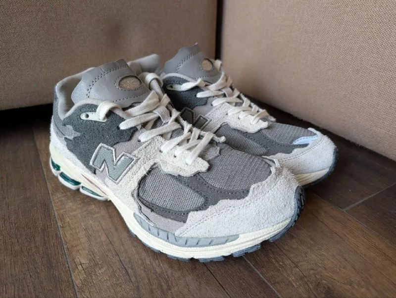Кроссовки New Balance 2002 Protection Pack 1