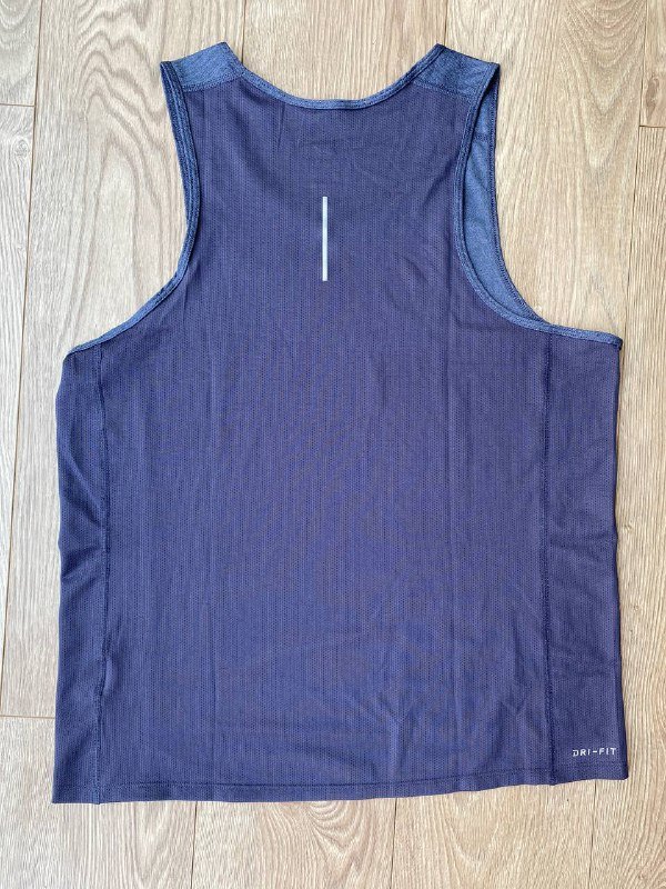 Майка Nike, плавки Carhartt, шорты Nike ACG, шорты Nike 3