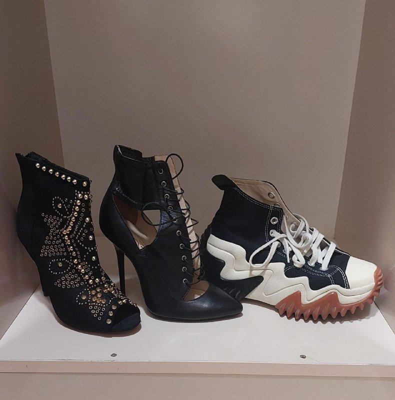 Женская обувь три пары