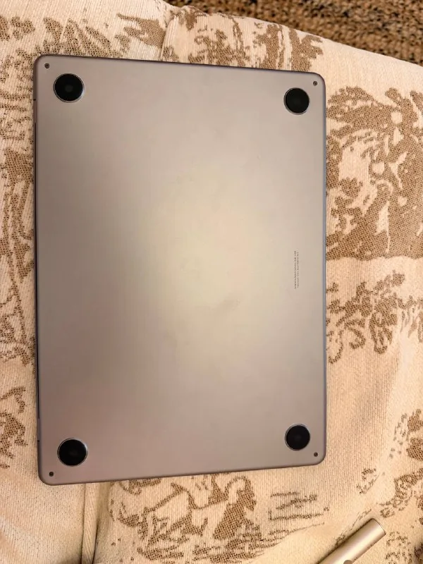 MacBook Air 13 M2 5
