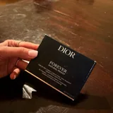 Тональная пудра Dior 2