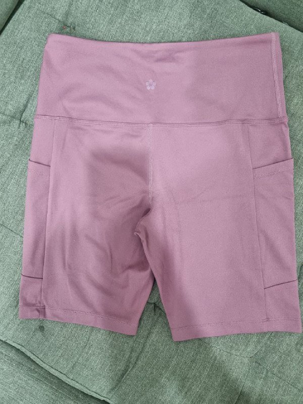 Спортивные шорты женские новые 2