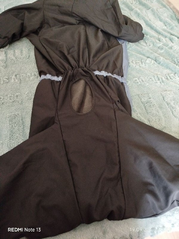 Утеплённый комбинезон для больших собак 2