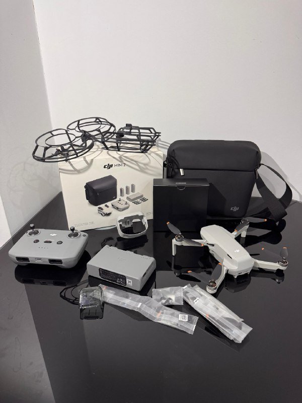 DJI Mini 2 Fly More Combo дрон, пульт, аккумуляторы, аксессуары 2