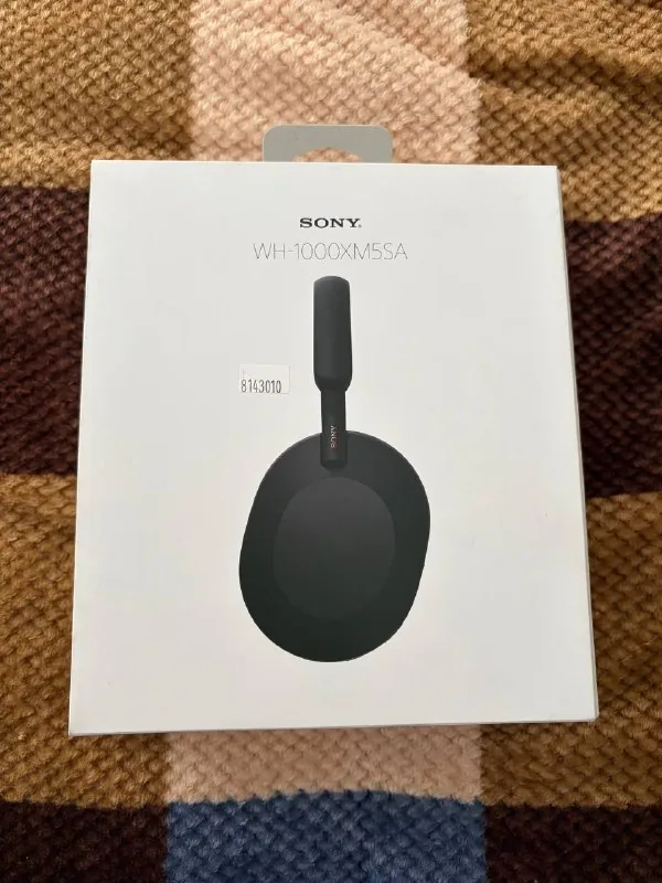 Наушники Sony WH-1000XM5SA 1
