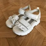 Босоножки 1