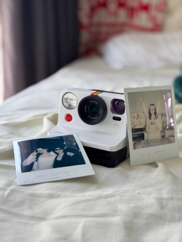 Фотоаппарат моментальной печати Полароид 2