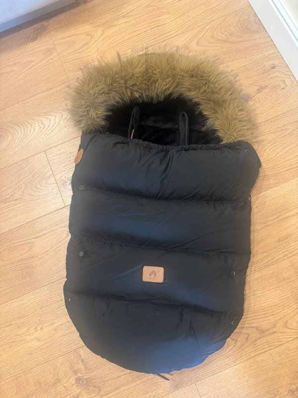 Детский спальный мешок в коляску черного цвета