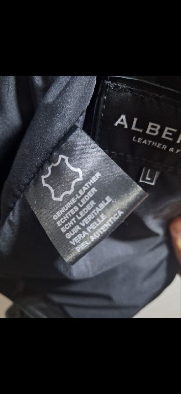 Чёрная кожаная куртка мужская 3