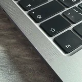 MacBook Pro 13 2020 i5 256 Гб 4