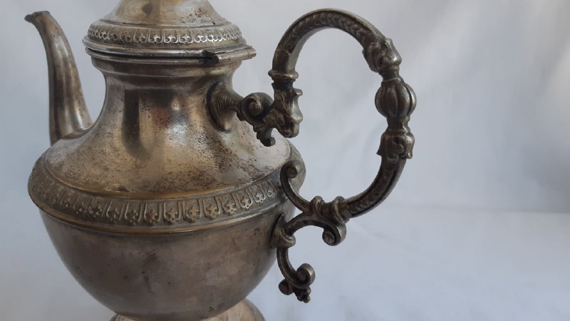 Посеребренный латунный антикварный чайник, Германия 800 проба 8