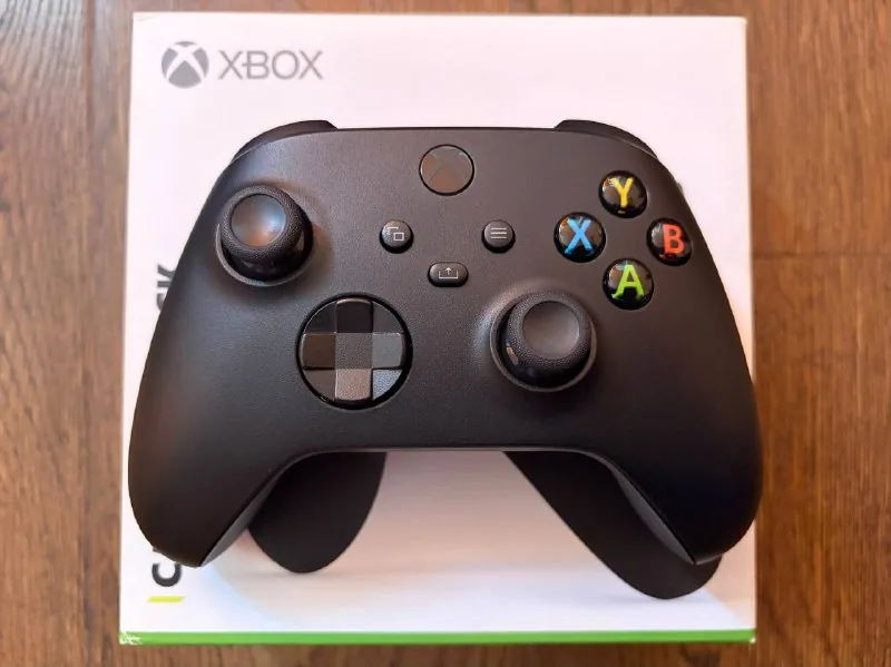 Контроллер Xbox Series S/X 1