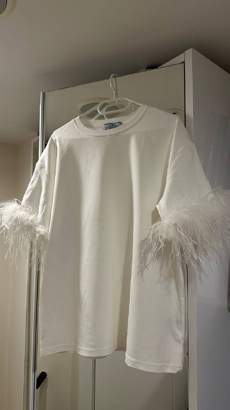 Футболки Зара, белая Prada 3