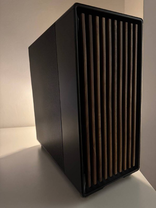 Компьютер с Intel 265k, ASUS Prime 5070 12GB, 32GB RAM