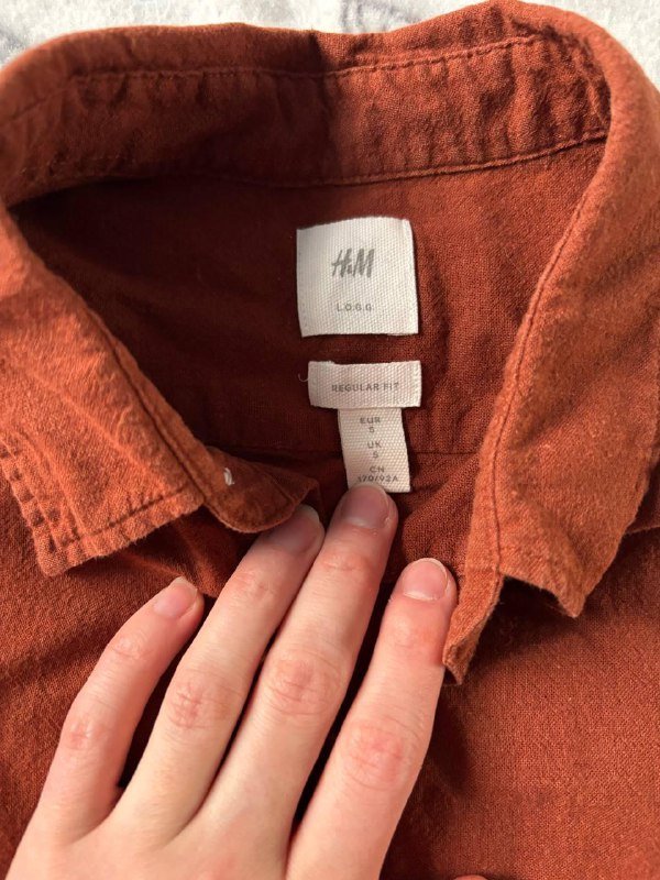 Куртка демисезон Koton, Чёрное платье Koton, Терракотовая рубашка H&M 6