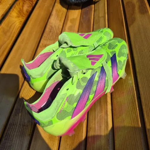 Бутсы Adidas Predator