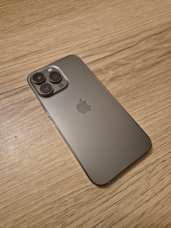 Продам iPhone 13 pro на 256 gb 4