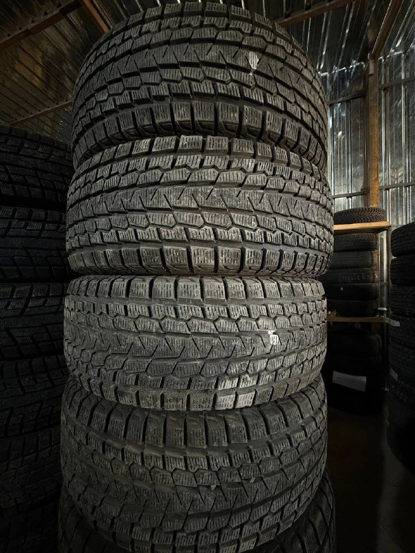 Зимние б/у покрышки R14-R22 5