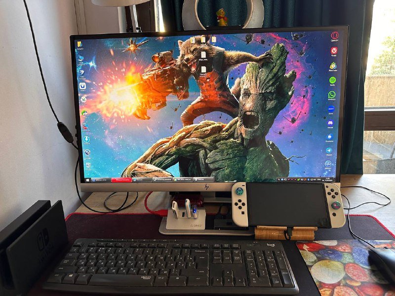 Игровой ПК в мини корпусе с монитором 27 дюймов 10