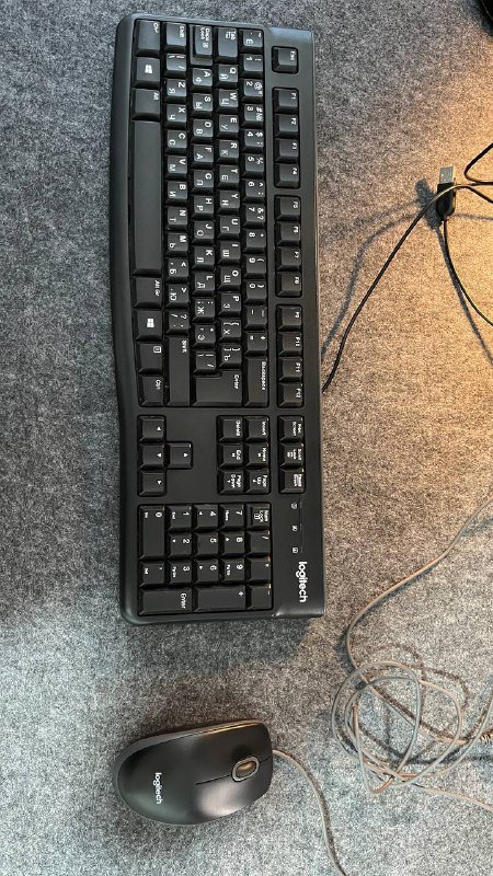 Монитор ASUS MS248h, клавиатура и мышь Logitech, колонки Genius, кулер DeepCool AG400 5