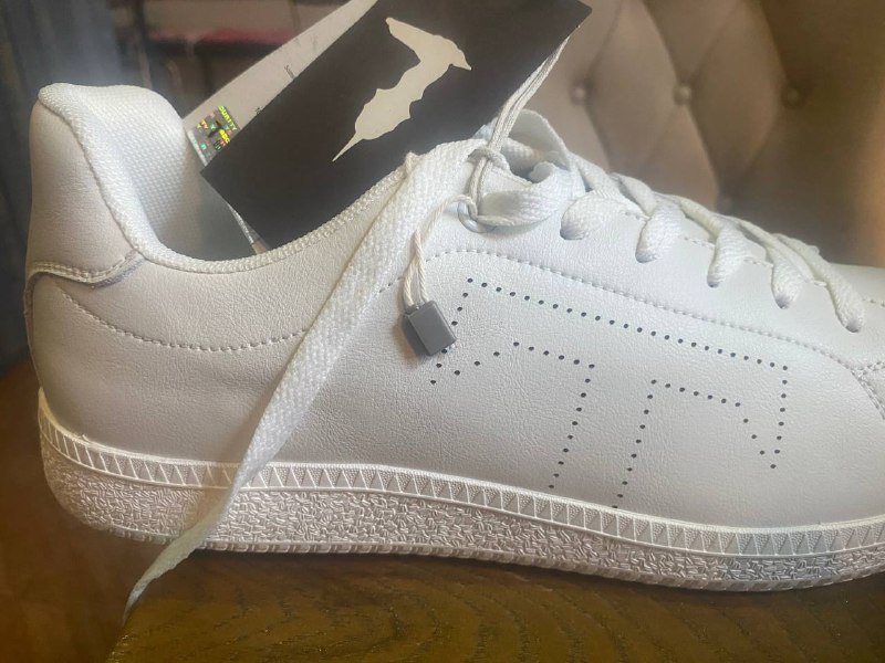 Кроссовки Mizuno 43 размер, Trussardi 43 размер, New Balance 44 размер 4