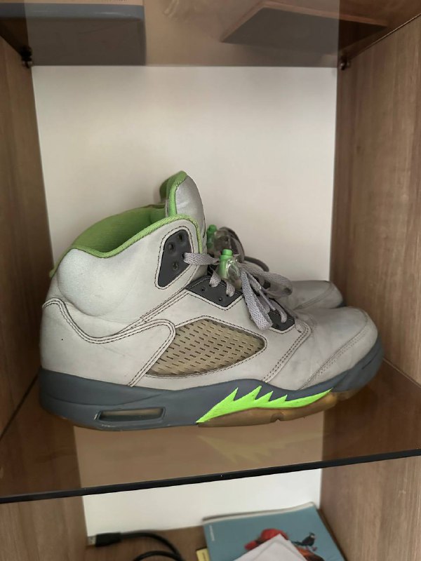 Сникерсы Jordan 1 shadow 2.0, Jordan 5 green bean 10us 8